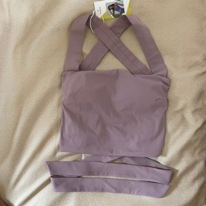 NWT Halara tank top size M(fits like S)